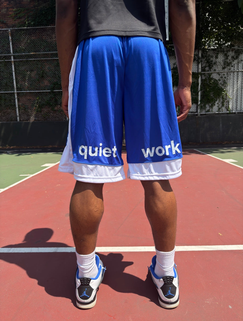 BLUE QUIETWORK HOOP SHORTS